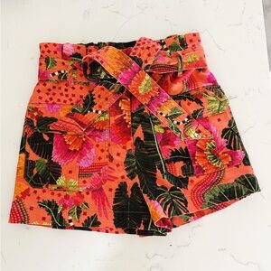 FARM Rio
Cotton Blooming Garden Shorts